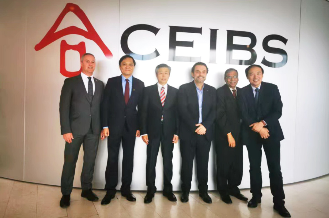 pp电子捐资中欧国际工商学院瑞士分校区助力全球经济智库人才造就